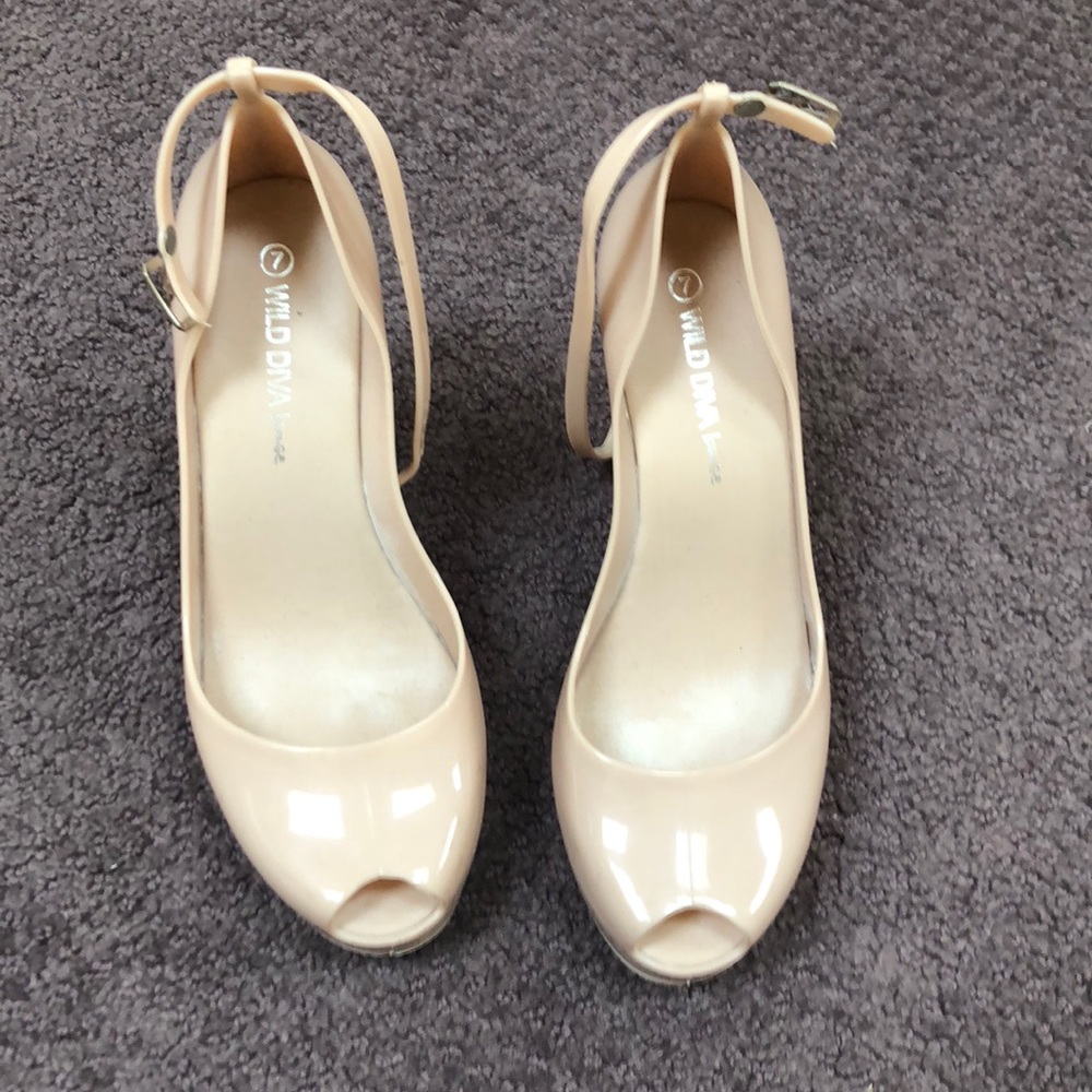 Beige plastic platform shoes like new. Size 7